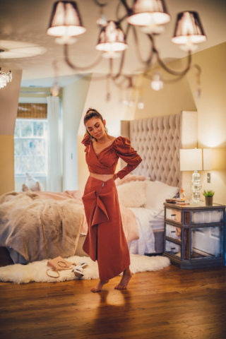 TIMELESS JEWELRY PIECES TO ELEVATE AN OUTFIT