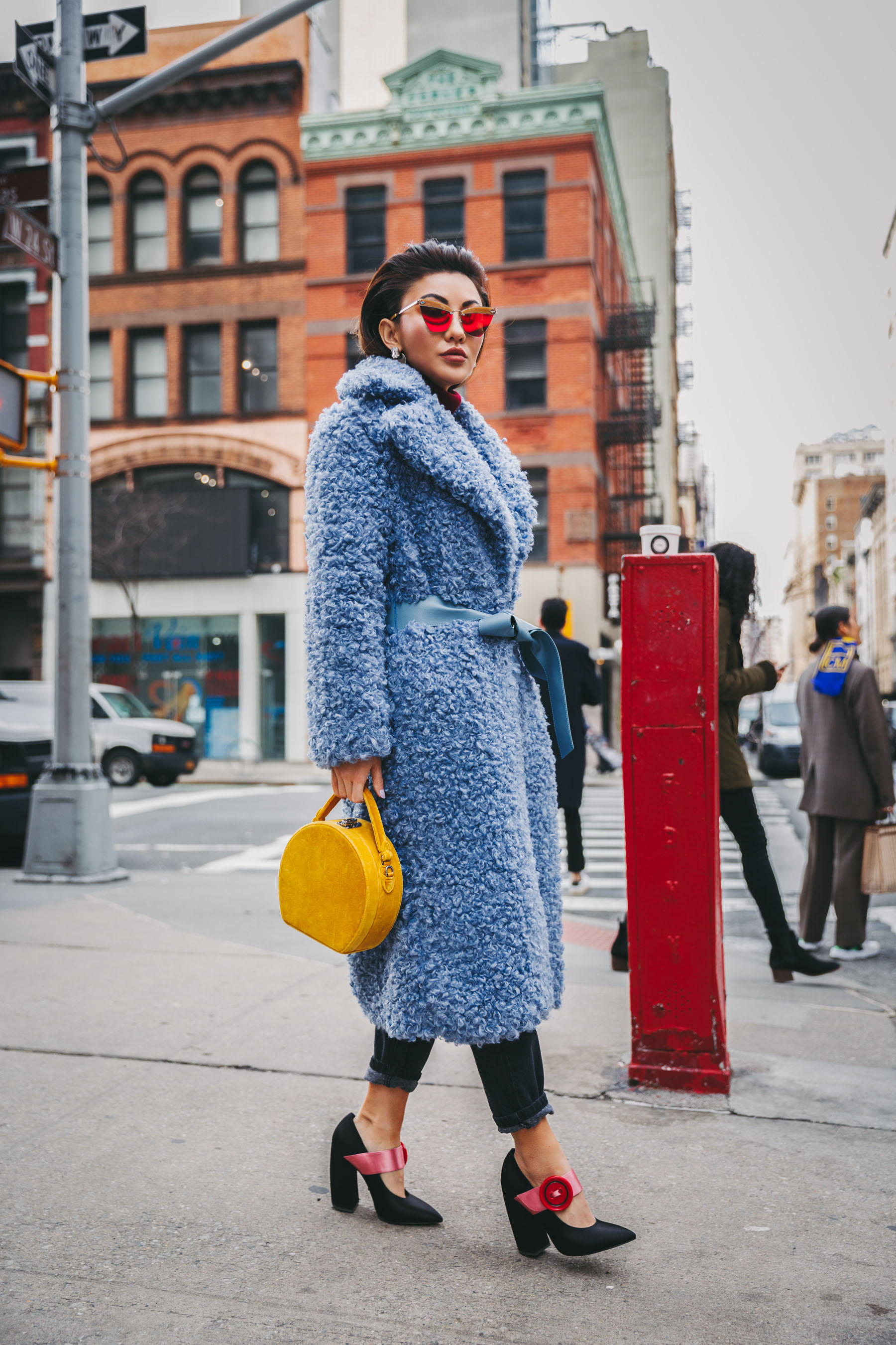 NYFW 2018 Street Style - Blue Teddy Coat and yellow circle bag // Notjessfashion.com