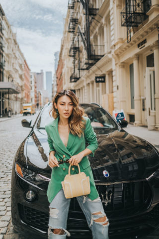 7 SIMPLE WAYS TO LOOK MORE POWERFUL