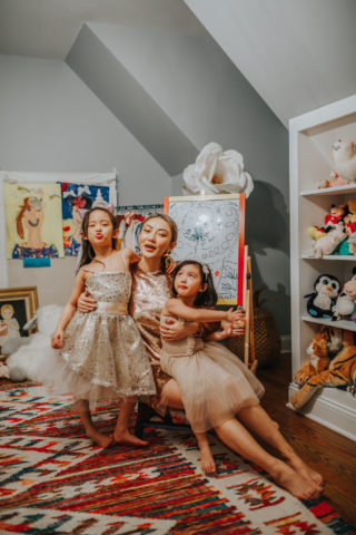 HOW I’M GIVING BACK FOR THE HOLIDAYS