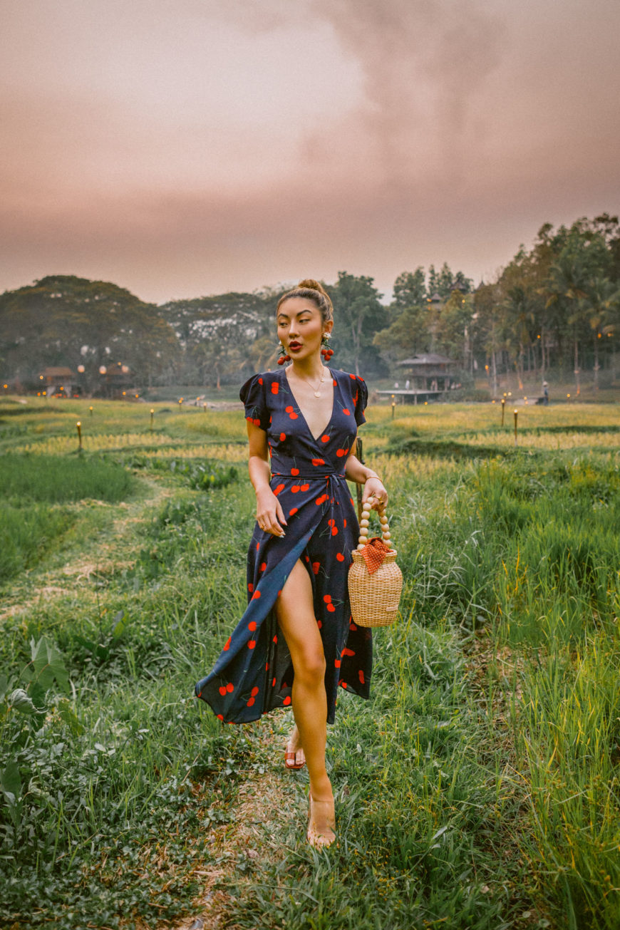 5 BEST FABRICS TO WEAR IN THE SUMMER