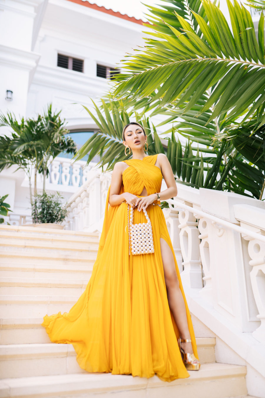 prepare for a big night out, yellow oscar de la renta dress, cannes france // Notjessfashion.com