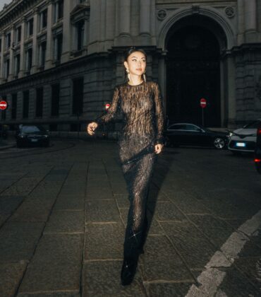 HOLIDAY PARTY DRESSES YOU’LL WANT TO WEAR ALL SEASON LONG
